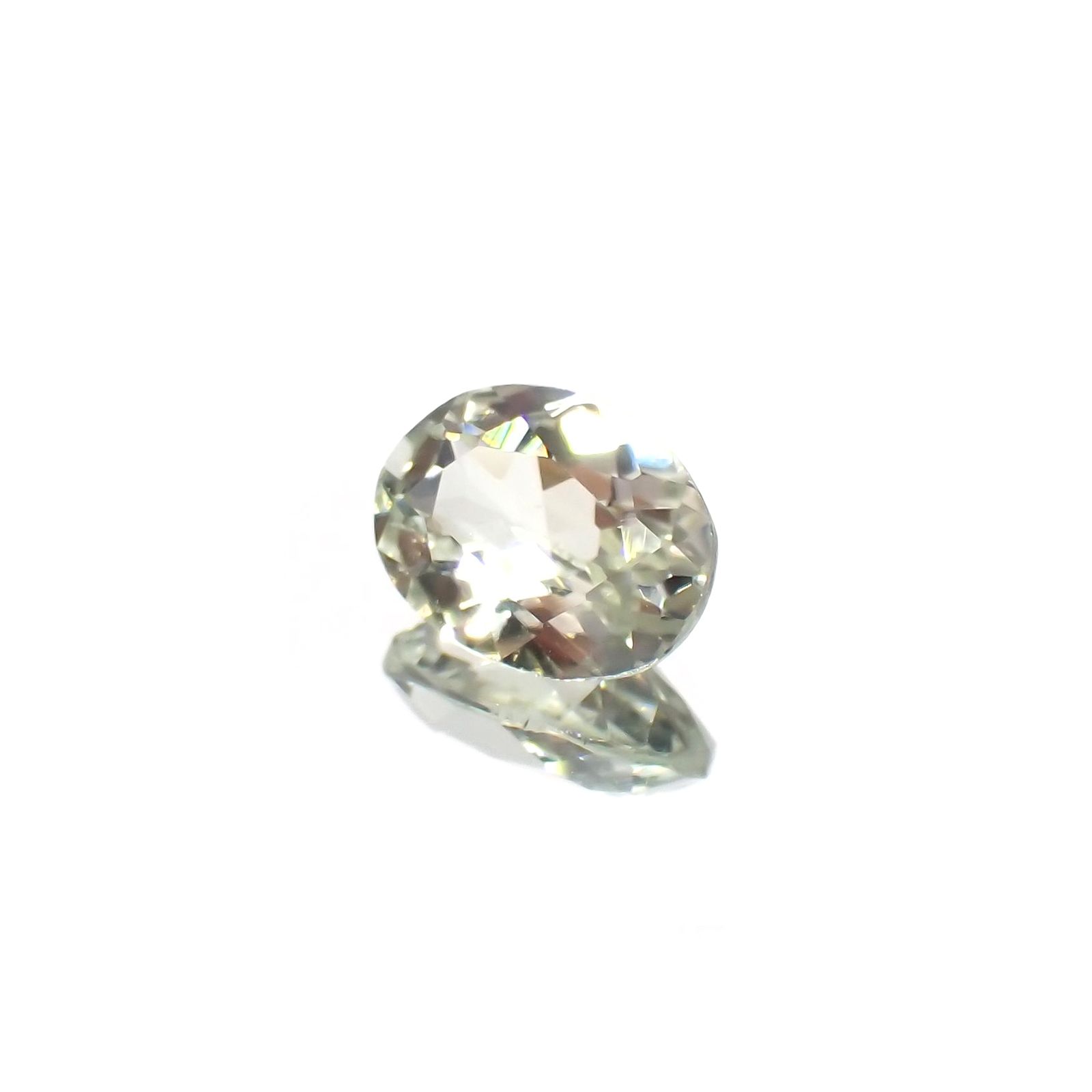 シリマナイト(宝石名シリマナイト)インド産 識別済 1.30ct / 8x6.1mm前後 [221018465]