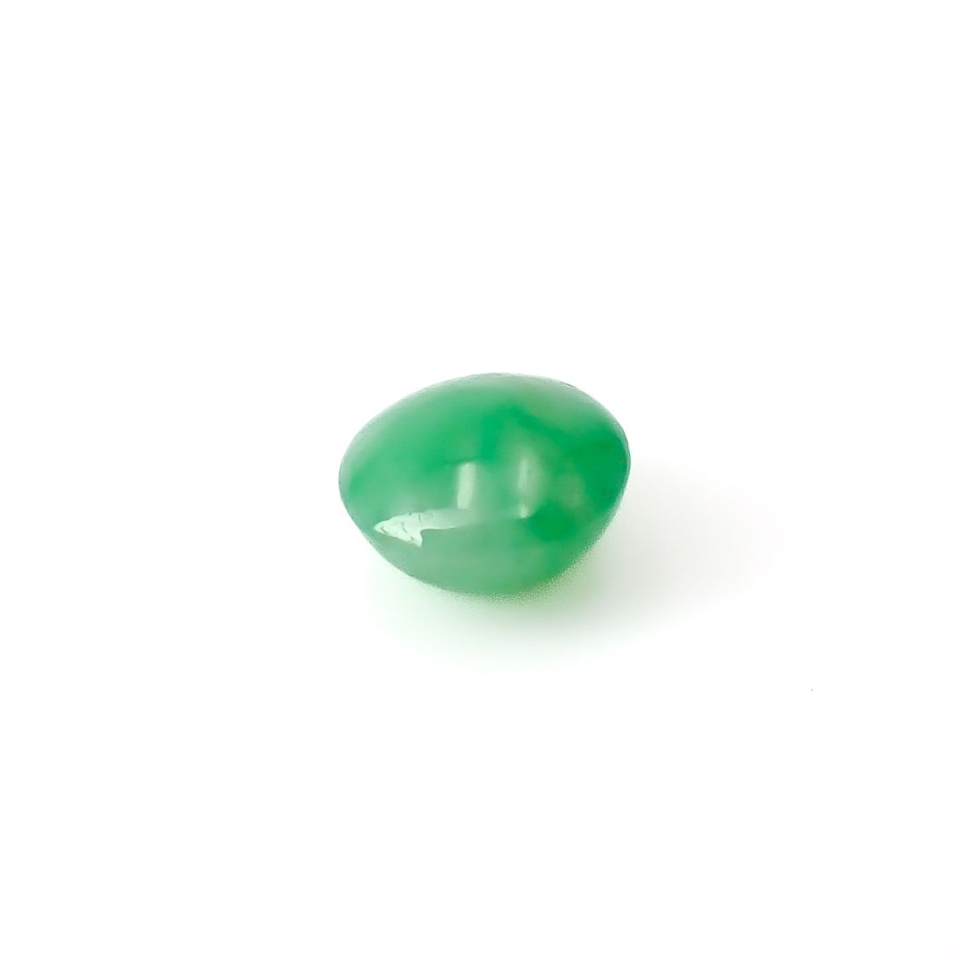 翡翠 ビルマ産 0.72ct / 5.4x5.3mm前後 [260532113]