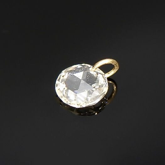 ◇La terre(ラ・テール)◇K18ダイヤモンドチャーム TTLC/SI (宝石名ダイアモンド) 0.117ct 識別済[220115349]3.1x3.1mm前後