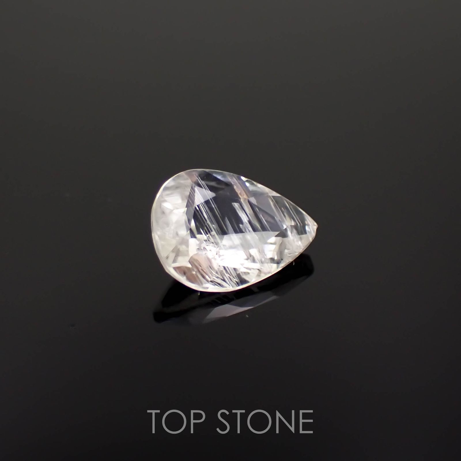 オリゴクレース(宝石名オリゴクレース)ブラジル産 1.05ct 識別済[221219442]8.9x6.5mm前後