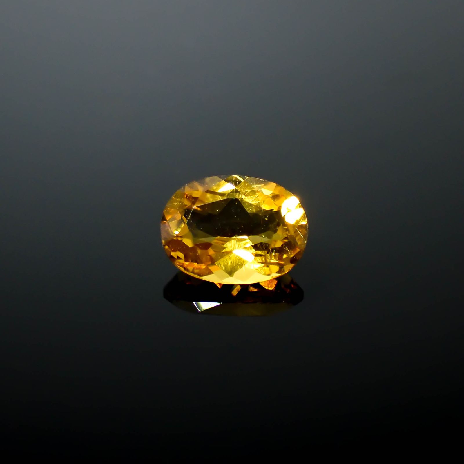 ゴールデンベリル(宝石名ゴールデン・ベリル)ブラジル産 1.15ct 識別済[250530345]8.1x6.1mm前後