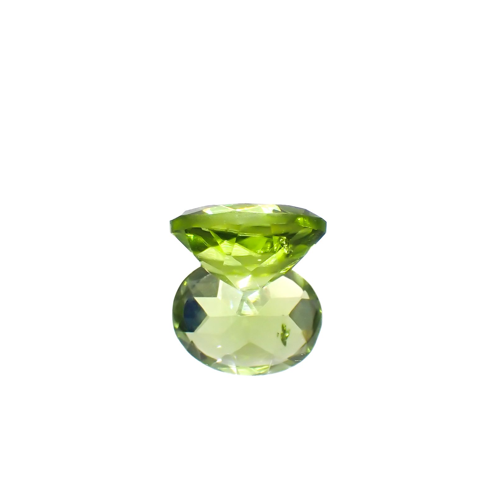 リリーパッドペリドット アメリカ・アリゾナ州産 2.15ct [231224598]8.9x7mm前後