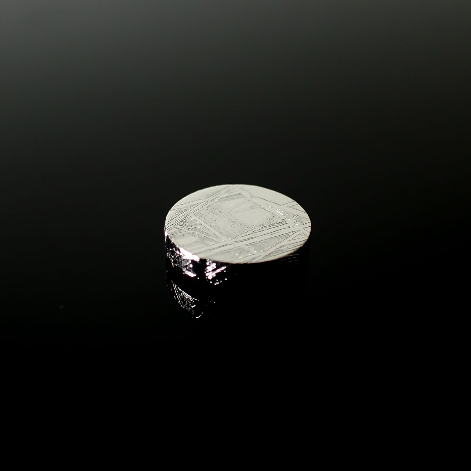 ムオニナルスタ隕石 発見地:スウェーデン 8.36ct[240125738]10.4x10.4mm前後