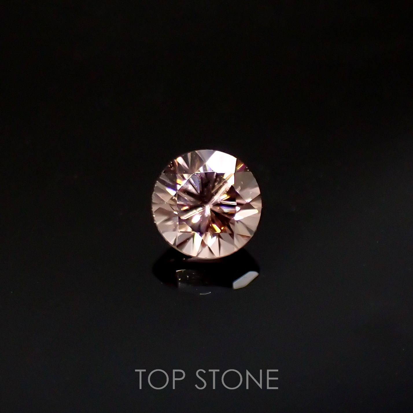 ライトピンクジルコン(宝石名ジルコン)スリランカ/カンボジア産 0.43ct 識別済[220616664]4.1x4.1mm前後