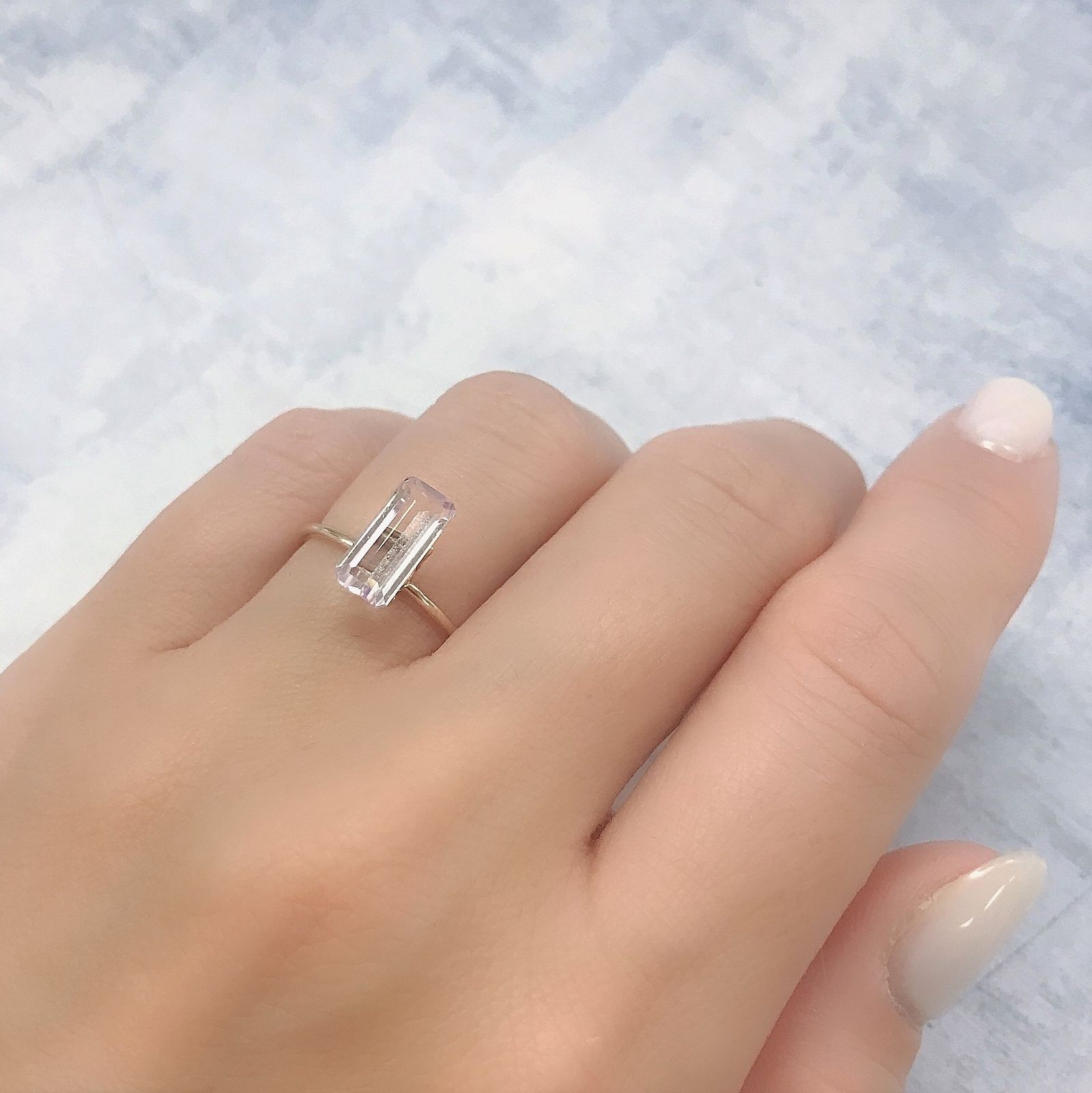 クンツァイト アフガニスタン産 1.77ct[220616345]10.6x4.9mm前後