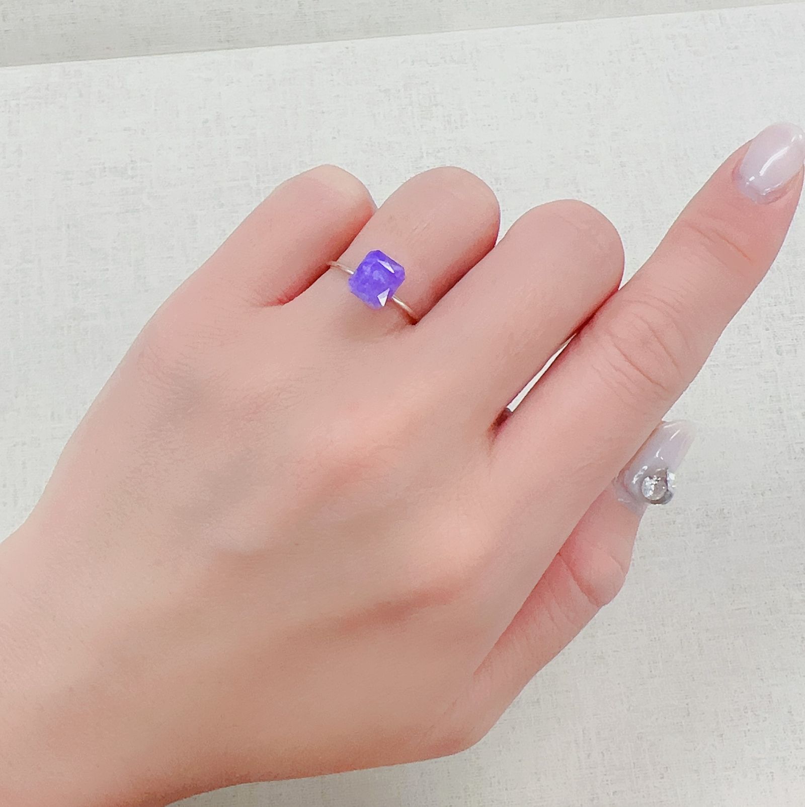 スギライト 南アフリカ産 1.75ct[230421781]7.2x6.4mm前後