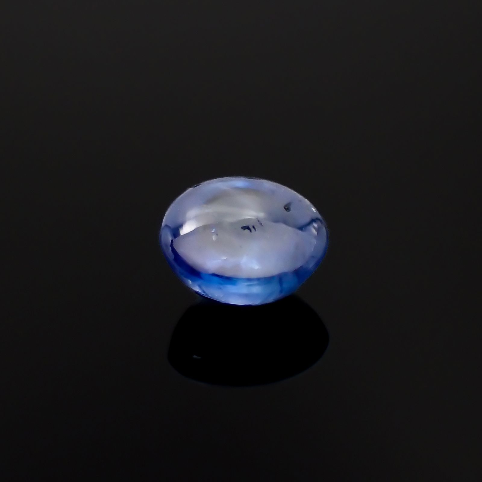 サファイア(宝石名ブルー・サファイア)スリランカ/マダガスカル産 0.78ct 識別済[230923437]5.2x5.2mm前後