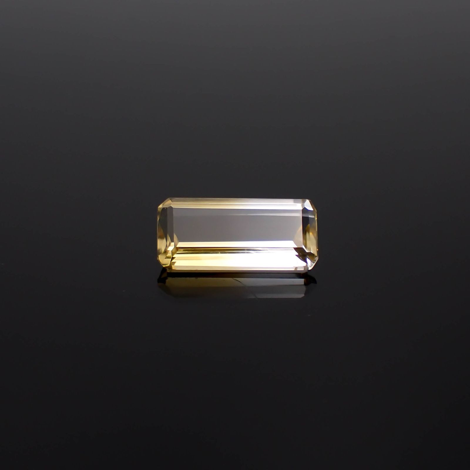 バイカラーシトリン ブラジル・ミナスジェライス州産 6.19ct[240326467]17.1x8.1mm前後