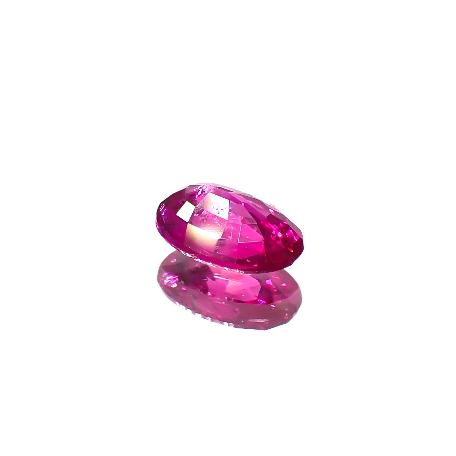 ルビー 非加熱 ビルマ産 0.35ct[240628046]5.2x3.4mm前後