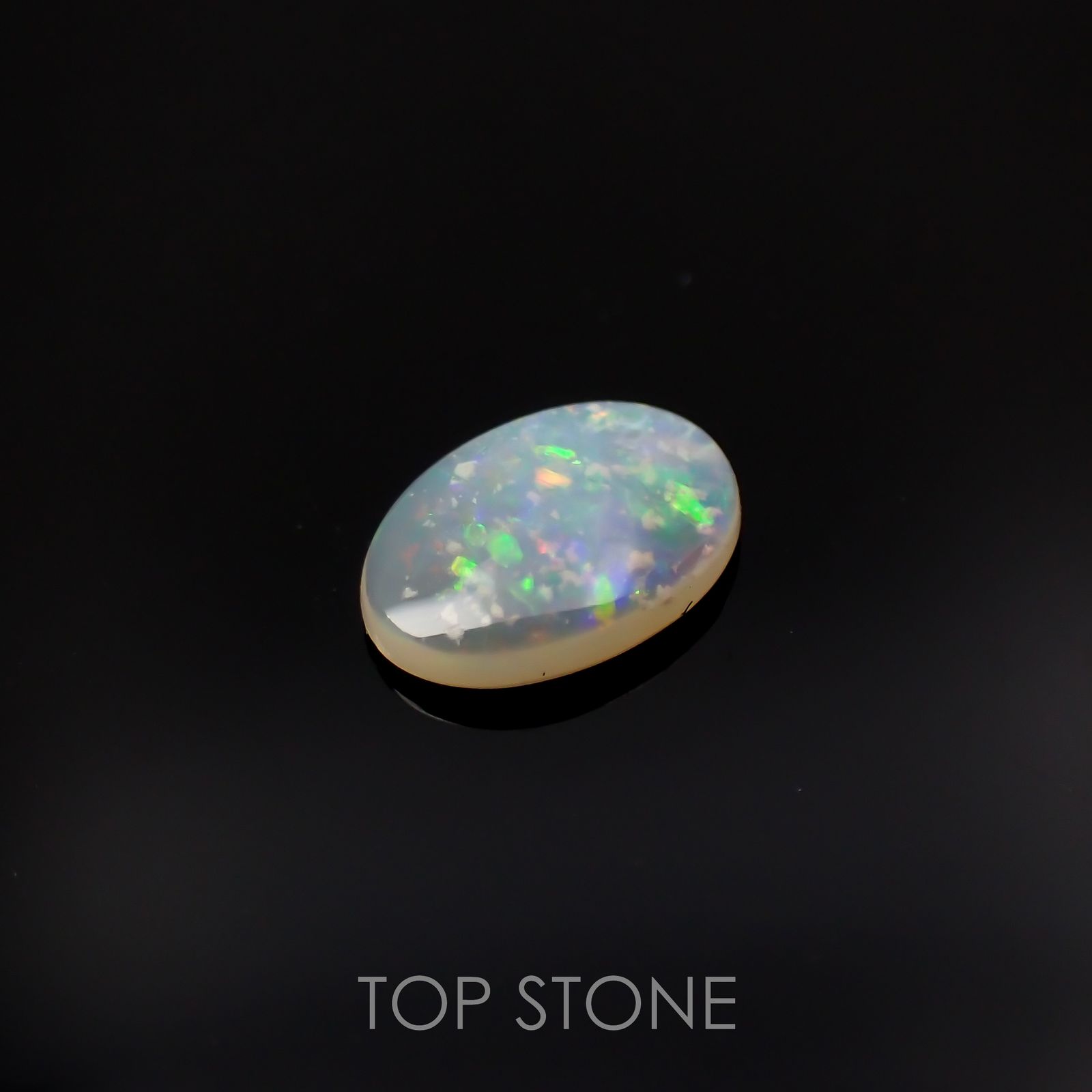 オパール オーストラリア産 0.37ct[221018434]7.2x5mm前後