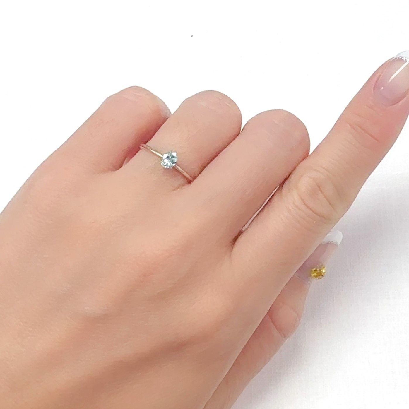 ミントベリル ブラジル産 0.23ct[240728584]4.6x3.8mm前後