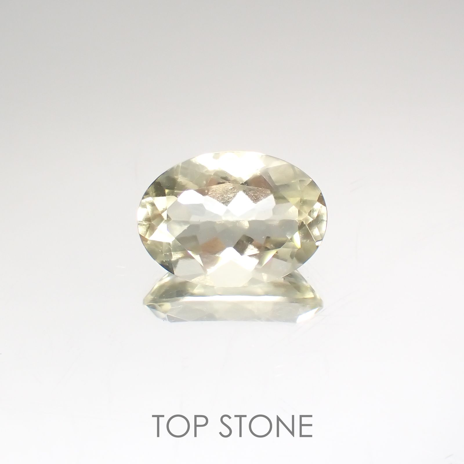 リビアングラス(宝石名インパクトガラス(衝撃溶融ガラス))エジプト・リビア砂漠産 4.29ct 識別済[211213800]14x10.1mm前後