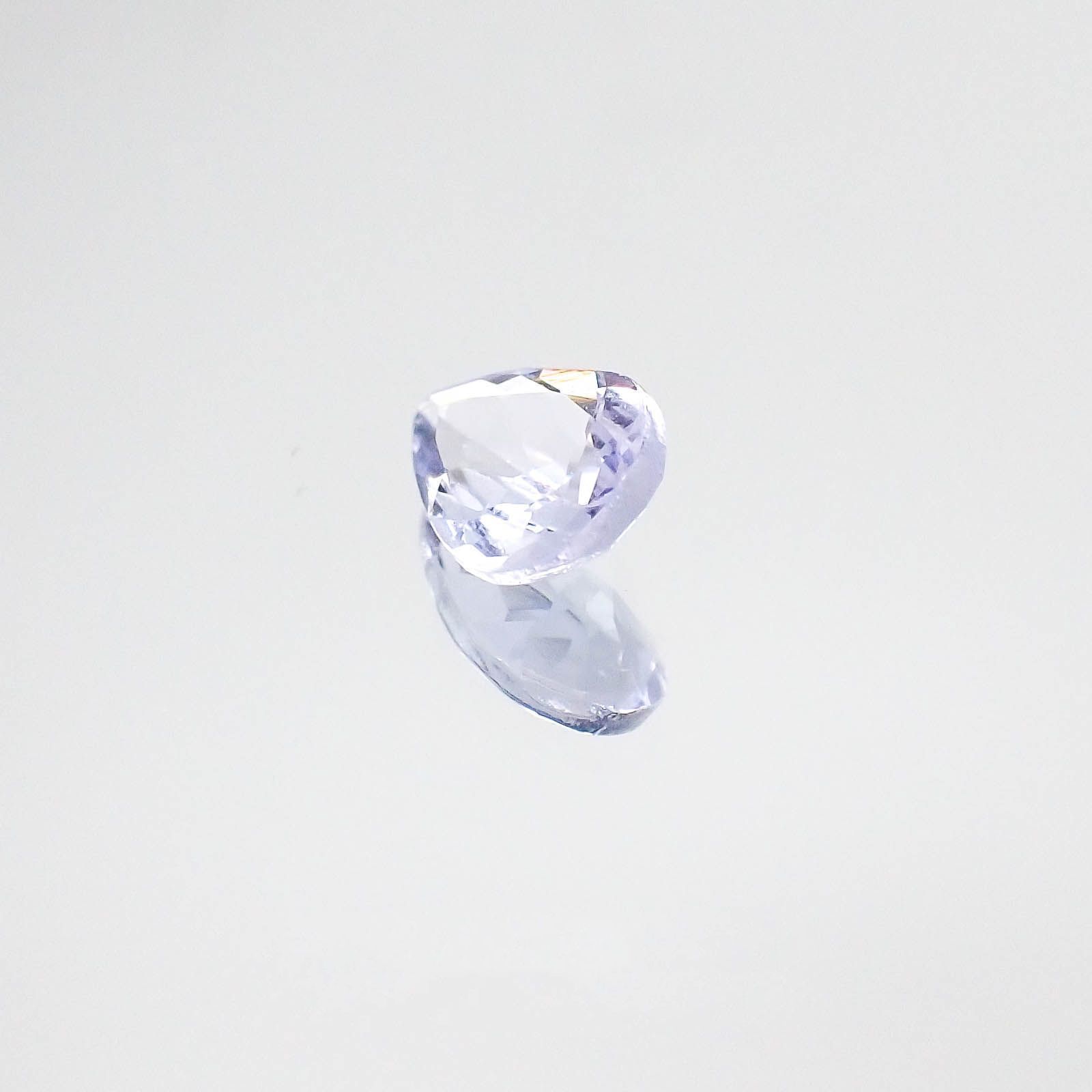 ラベンダーゾイサイト(宝石名ゾイサイト)タンザニア産 0.58ct 識別済[231023862]6.9x5mm前後