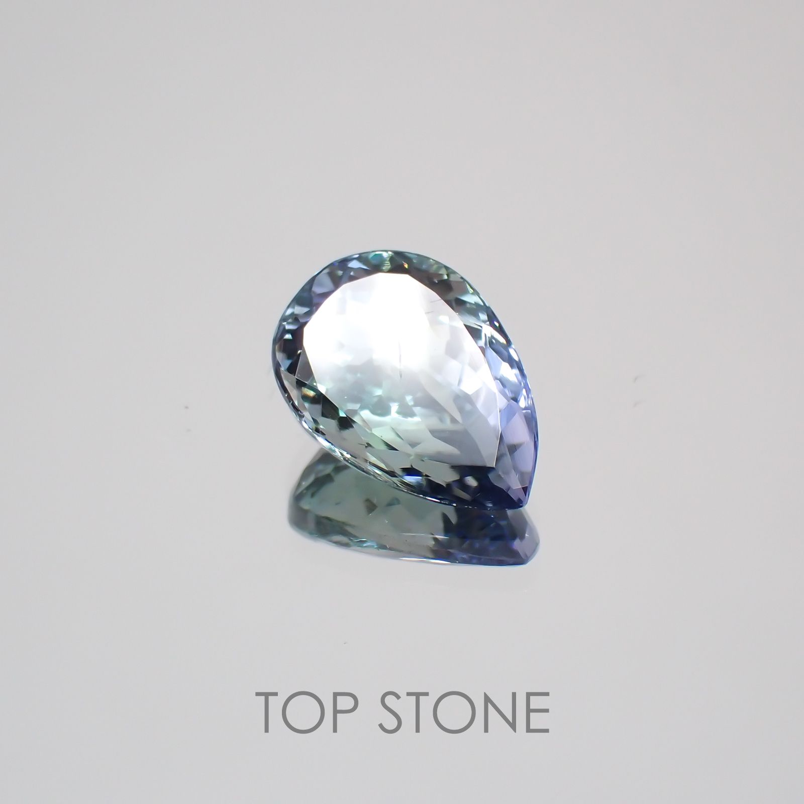 バイカラータンザナイト(宝石名ゾイサイト) タンザニア産 2.507ct ソ付(彩珠)[210410411]11×7.4mm前後