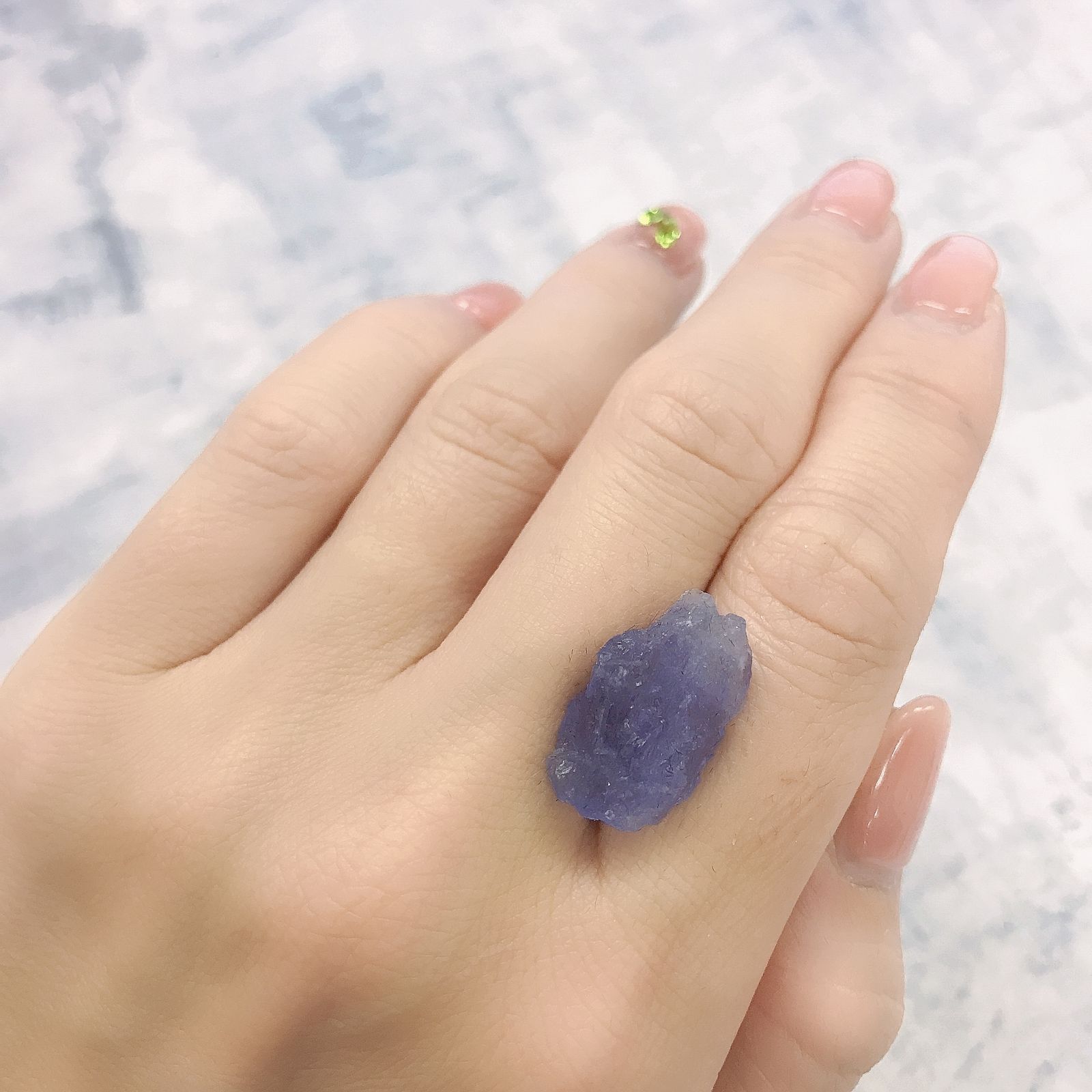 ハックマナイト原石 アフガニスタン産 7.97ct[220415674]19.9x11.8mm前後