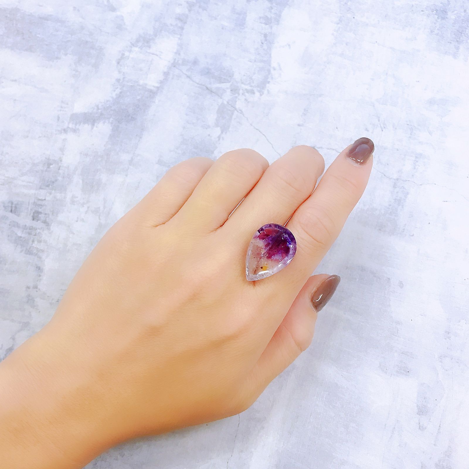 アメジストエレスチャル ブラジル産 17.67ct[220917975]22.4x15.8mm前後