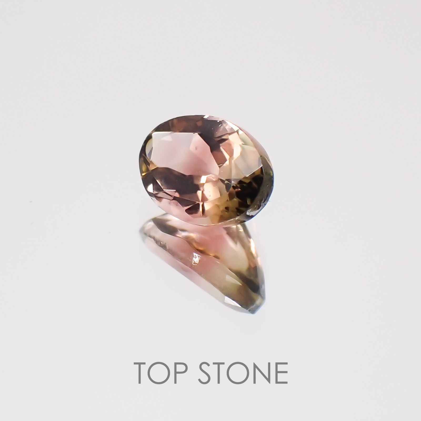 バイカラートルマリン ブラジル産 ルース 0.56ct[21019008]5.9×4mm前後