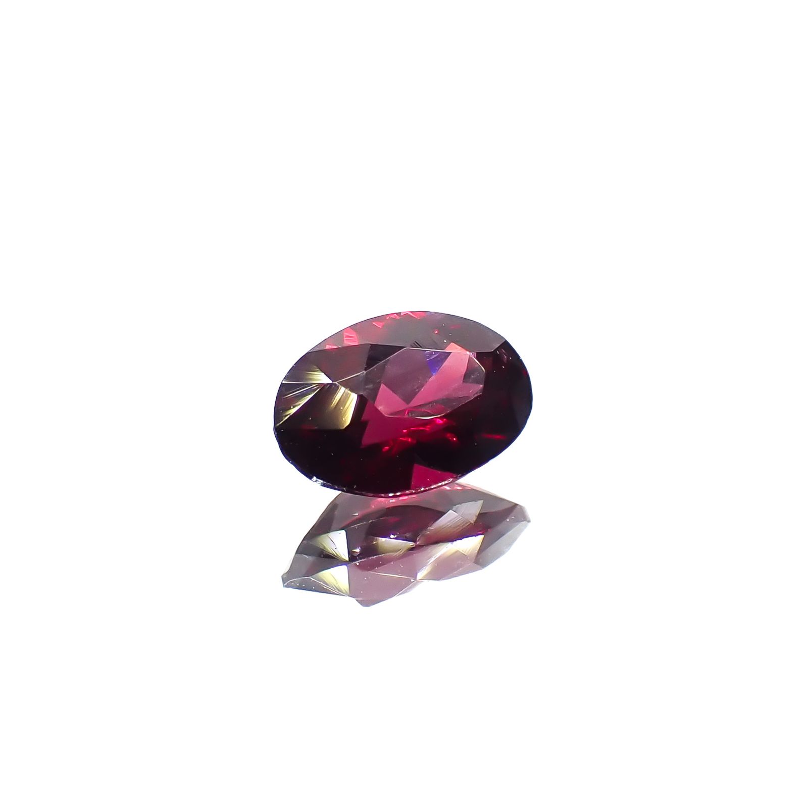 アントヒルガーネット(クロムパイロープガーネット) アメリカ・アリゾナ州産 0.52ct[240527824]6.1x4mm前後