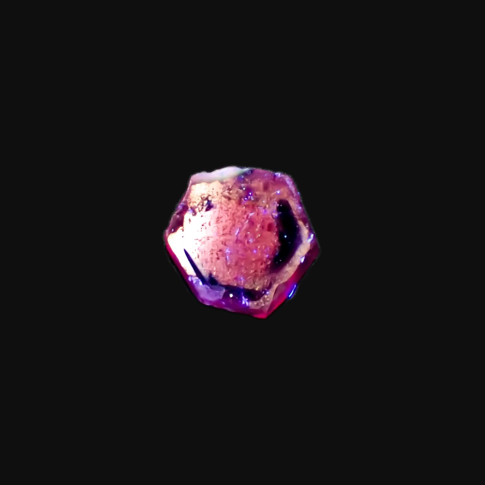 ウィンザーサファイア原石スライス タンザニア・ウィンザー産 0.56ct[230321220]6.3x5.7mm前後
