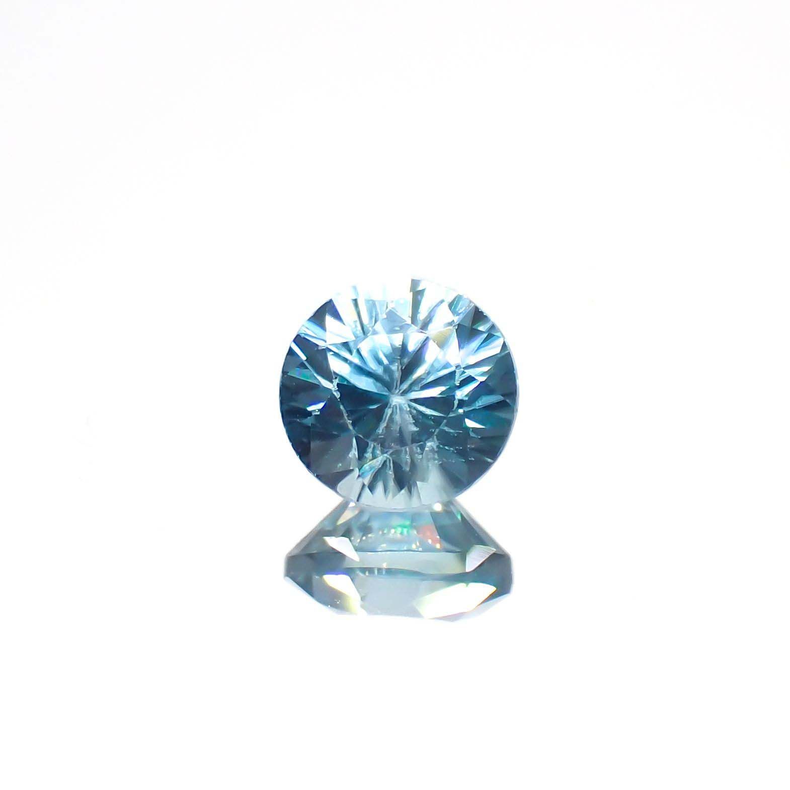 ブルージルコン カンボジア産 0.86ct[230220514]5x5mm前後