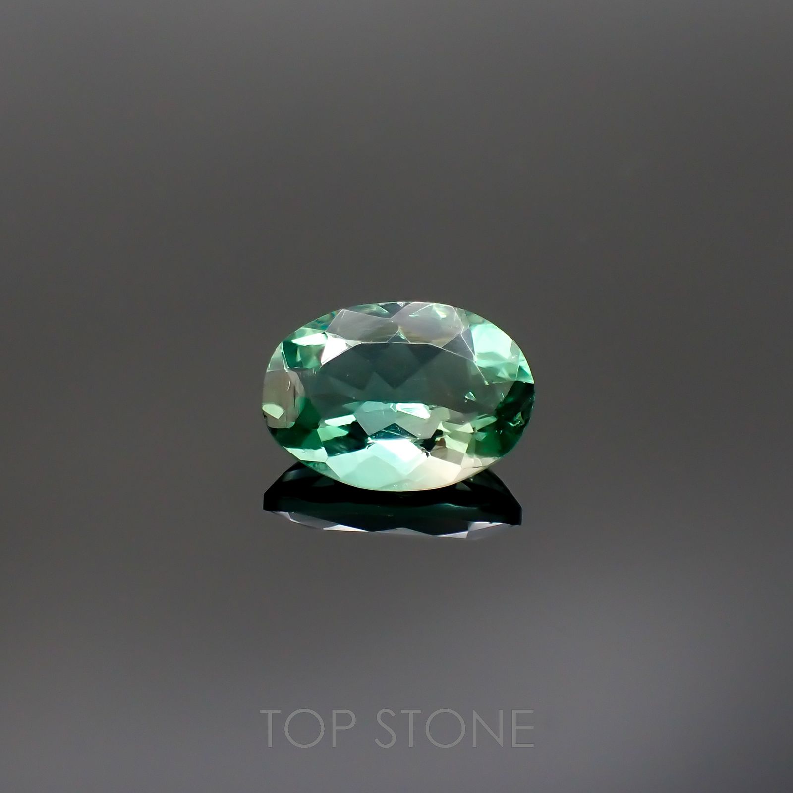 フローライト フルオレッセンス イギリス・ロジャリー鉱山産 3.35ct[220716920]11.6x8.2mm前後