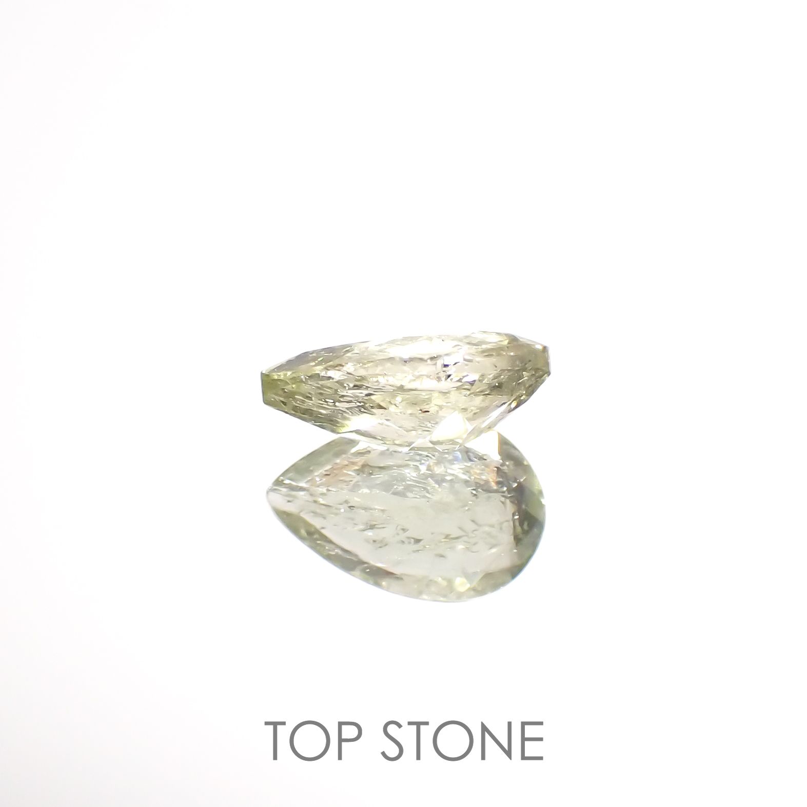 インペリアルトパーズ ブラジル産 0.80ct[221018516]7.6x5mm前後