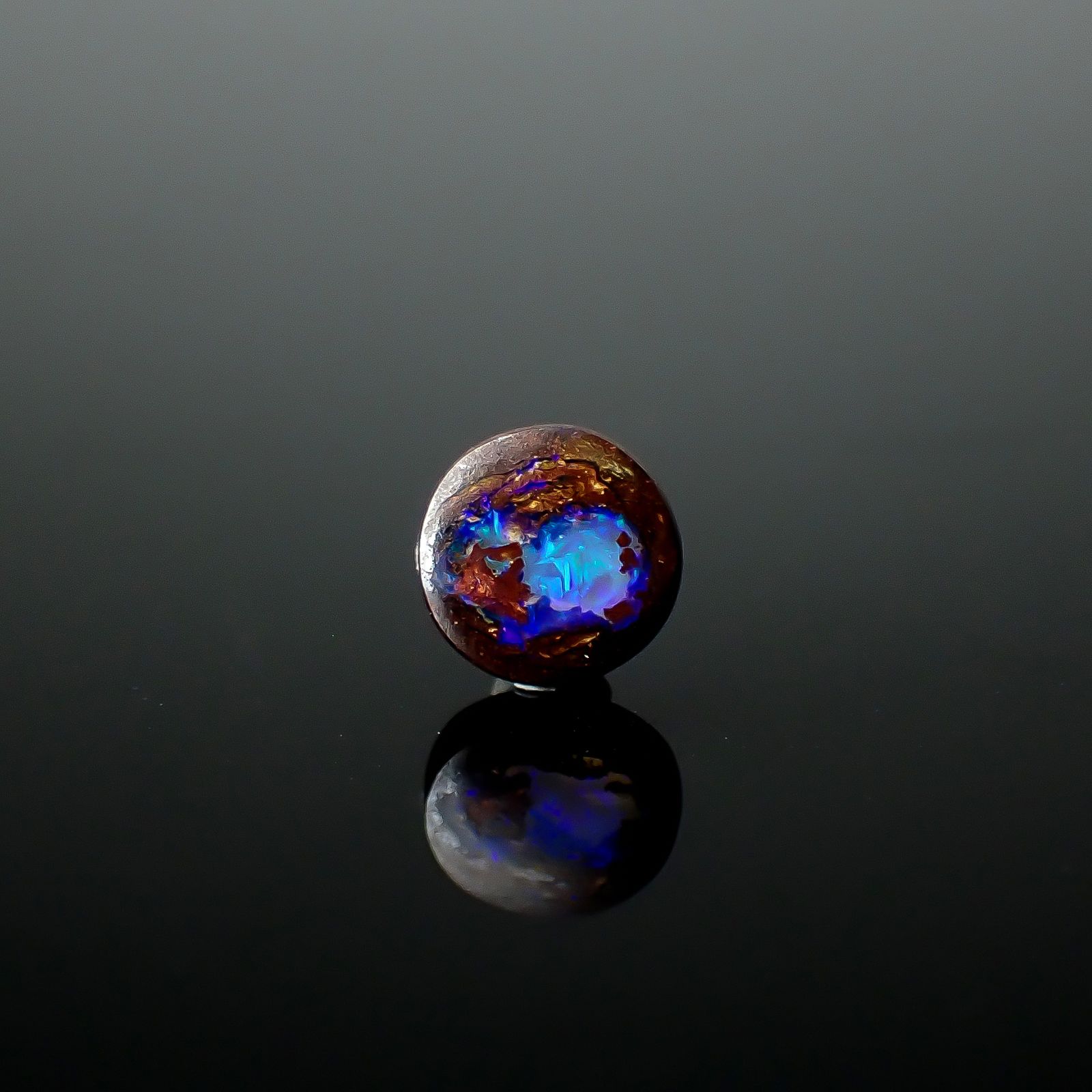 ウッドオパール オーストラリア産 0.56ct / 5.9x5.9mm前後 [251131296]