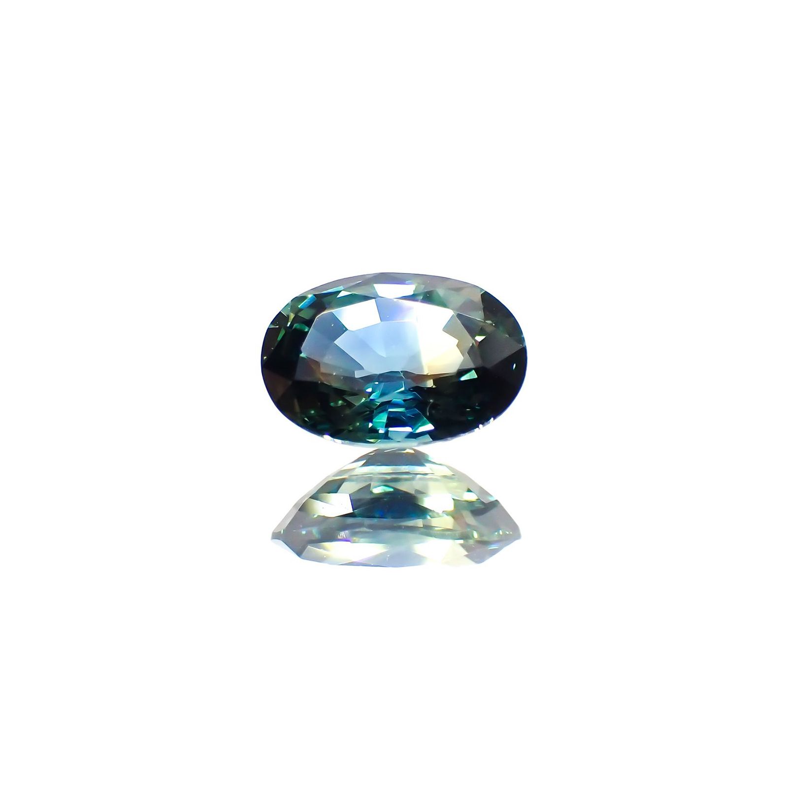 バイカラーサファイア(宝石名バイカラー・サファイア)マダガスカル/オーストラリア産 識別済 1.00ct / 6.9x4.9mm前後 [220114083]