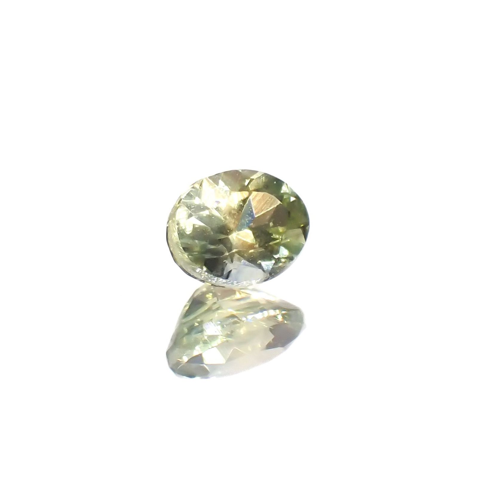 モンタナサファイア(宝石名サファイア)アメリカ・モンタナ州産 識別済 0.25ct / 4x3.1mm前後 [260422429]