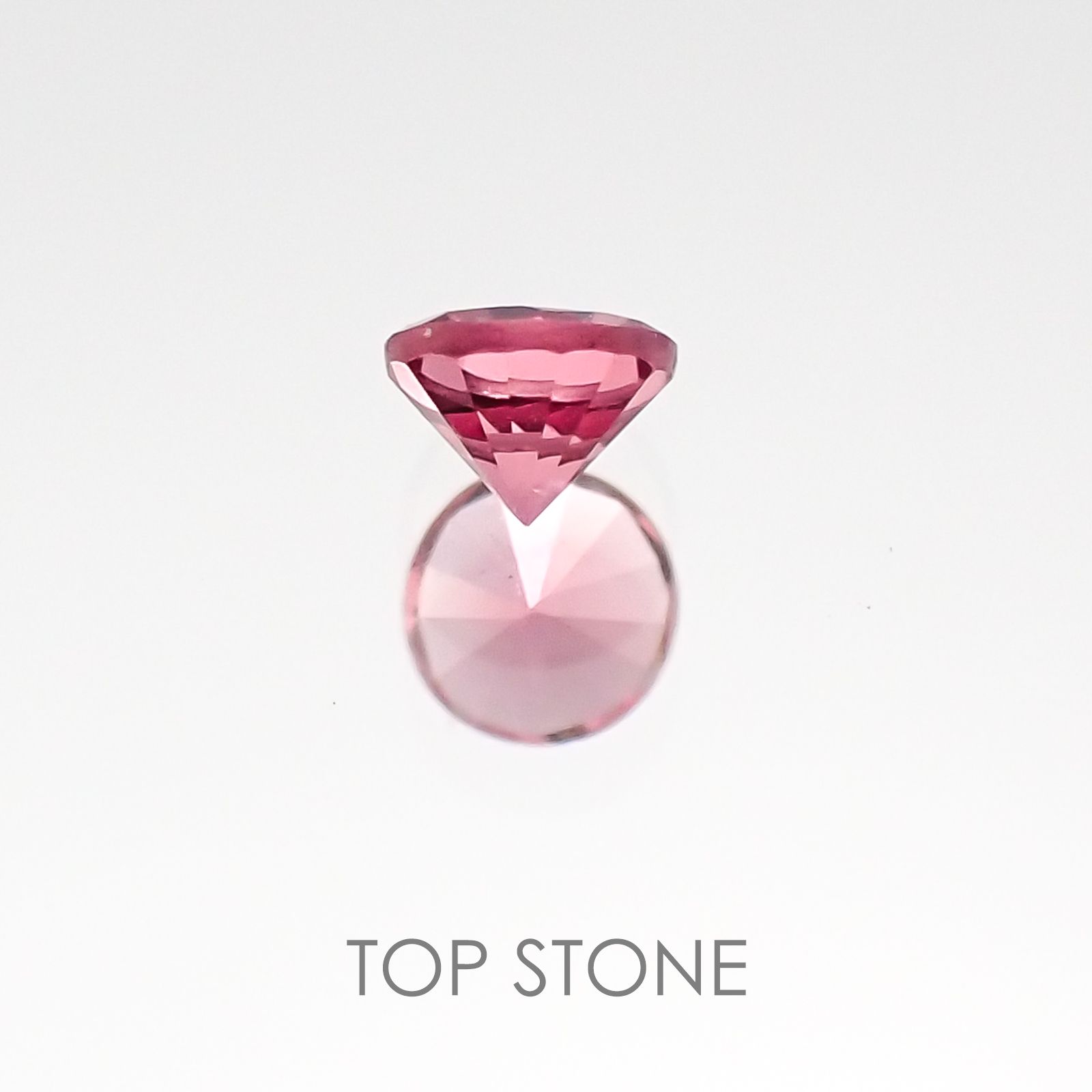 ホットピンクスピネル タンザニア産 ルース 0.12ct[20117674]3×3mm前後