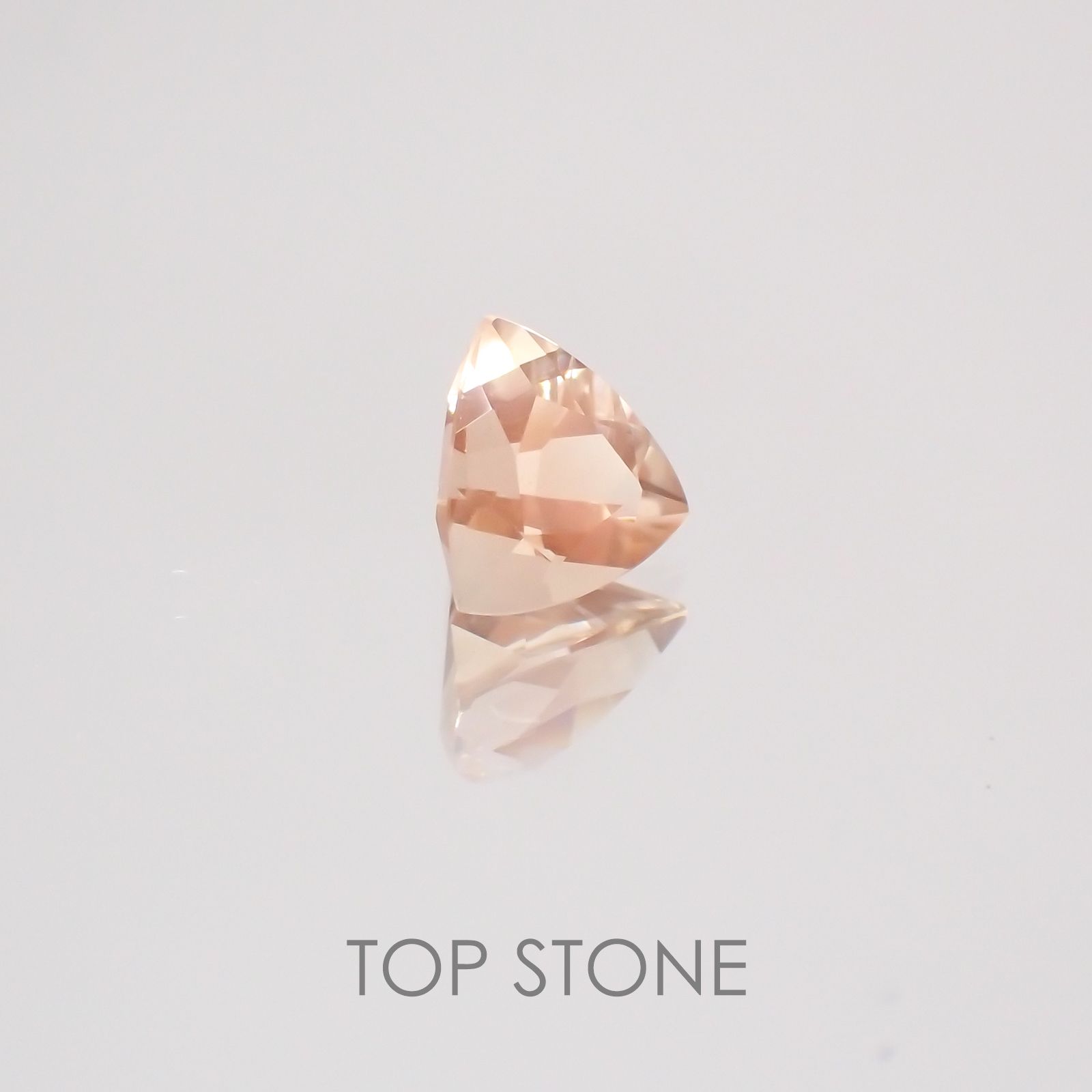 オレゴンサンストーン アメリカ産 ルース 0.41ct[20128873]5×5mm前後