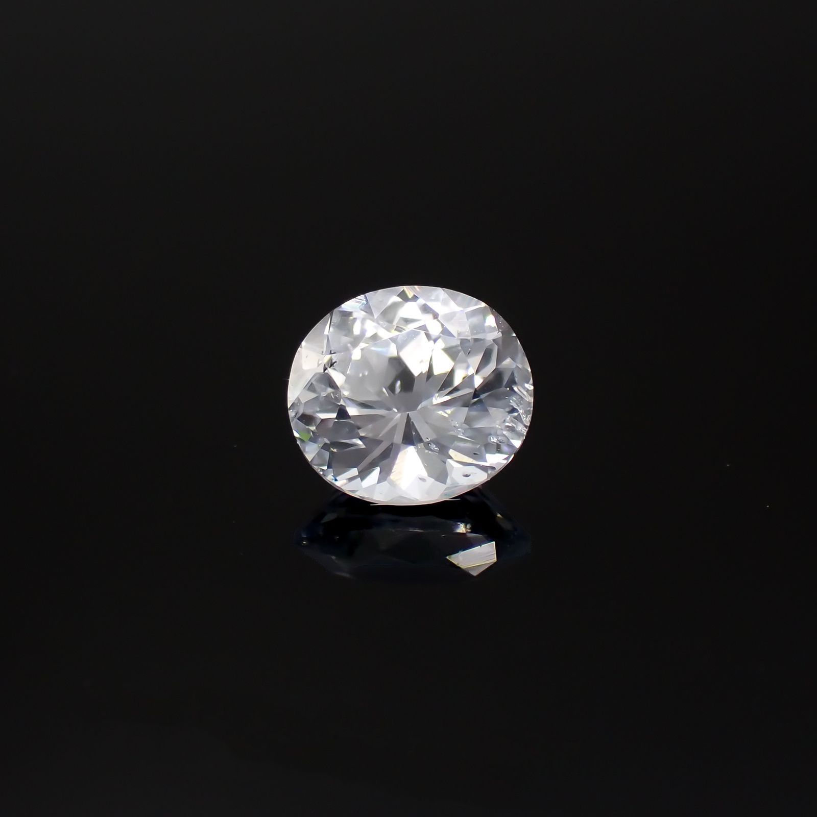アイスブルーサファイア(宝石名サファイア)スリランカ/マダガスカル産 識別済 0.53ct / 5x4.6mm前後 [220918075]