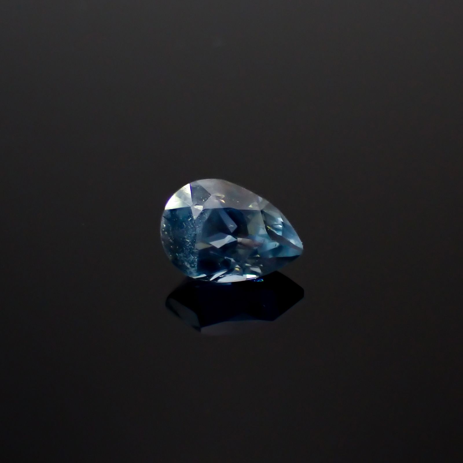 アパタイト フルオレッセンス ジンバブエ産 1.53ct[240929091]8.5x6.1mm前後