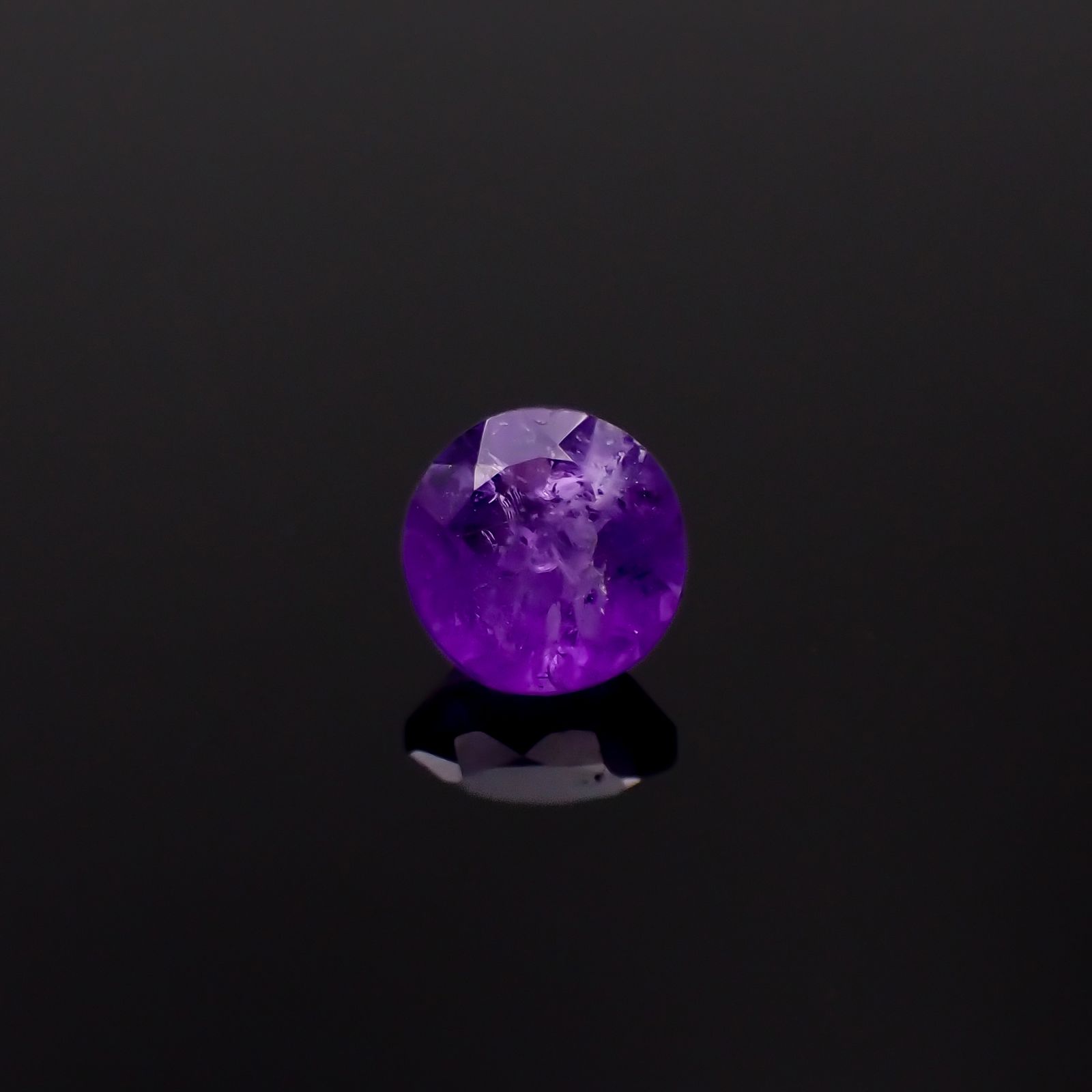 ハックマナイト アフガニスタン産 0.37ct[240125415]4.9x4.9mm前後
