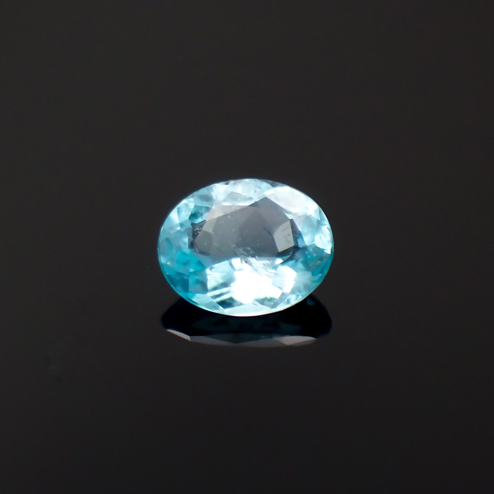 パライバトルマリン(宝石名トルマリン/別名パライバ・トルマリン)ブラジル・パライバ州バターリャ鉱山産 0.13ct 識別済[230622333]3.8x3mm前後