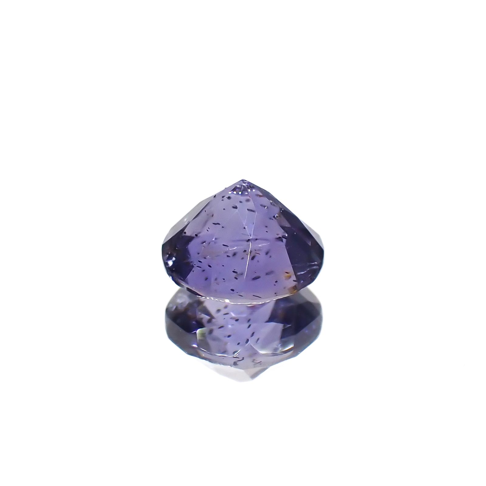 アイオライトサンストーン インド/ブラジル産 0.69ct[230923330]6x5.9mm前後