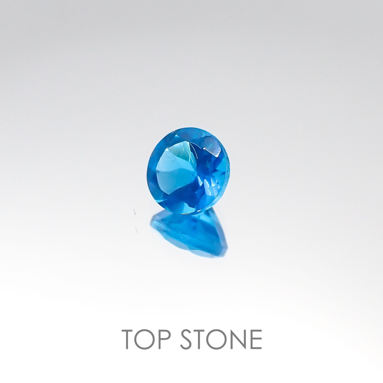 ネオンブルーアパタイト ブラジル産 ルース 0.41ct[20095960]4.5×4.5mm前後
