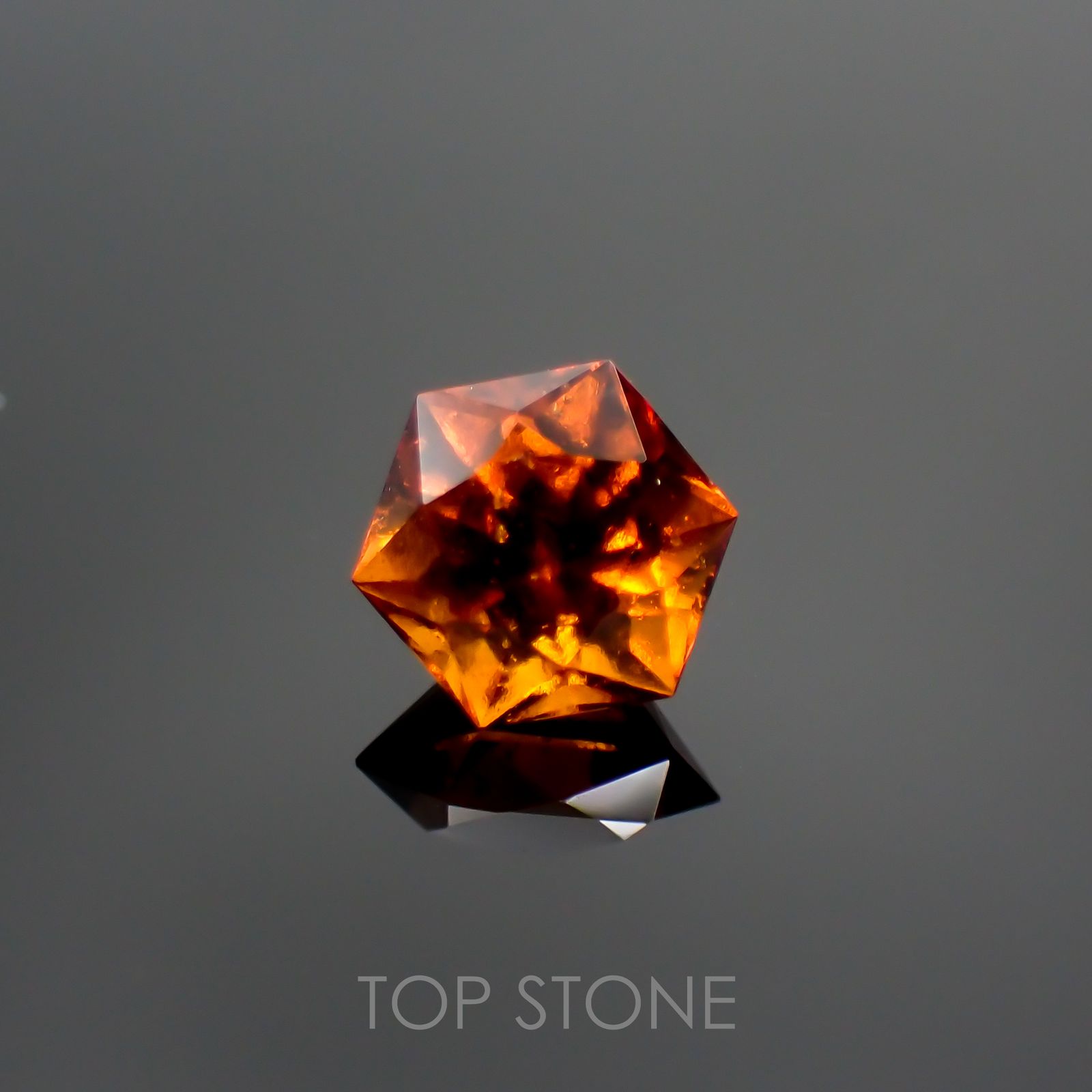 ◇ヘキサゴンカット◇ヘソナイトガーネット(宝石名ガーネット) スリランカ産 1.15ct 識別済[210912687]5.9×5.8mm前後