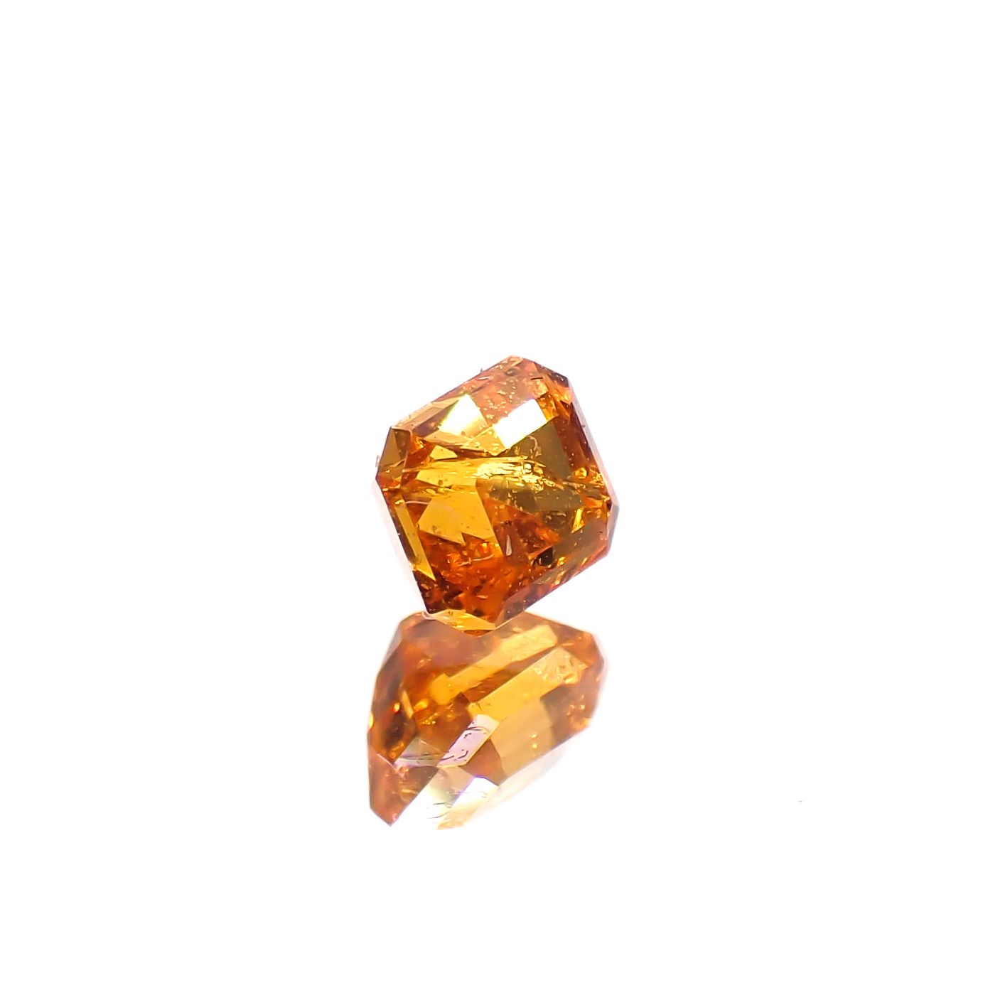マンダリンガーネット マダガスカル産 0.27ct[240628222]3.3x2.9mm前後