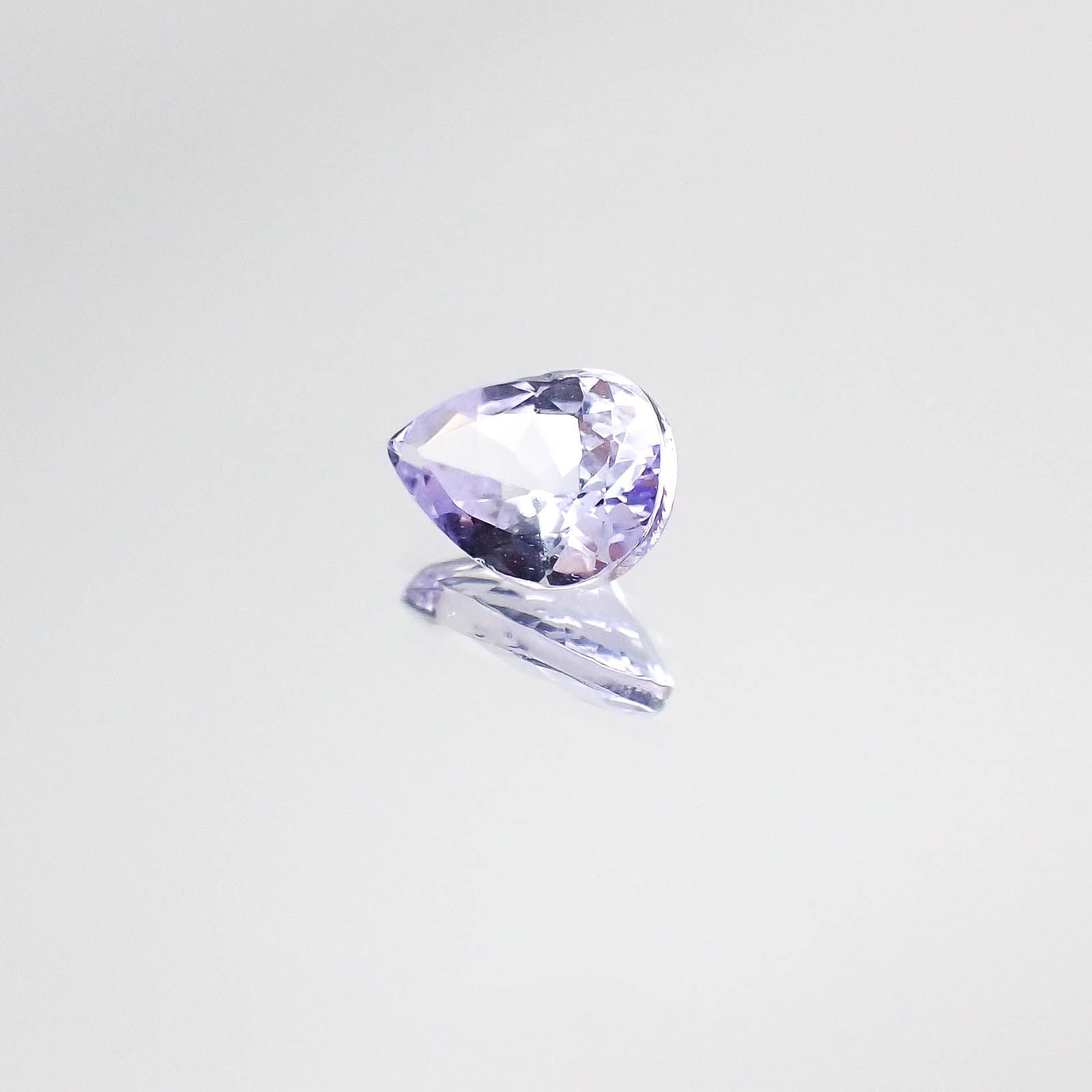 ラベンダーゾイサイト(宝石名ゾイサイト)タンザニア産 0.73ct 識別済[230522018]6.9x5.1mm前後
