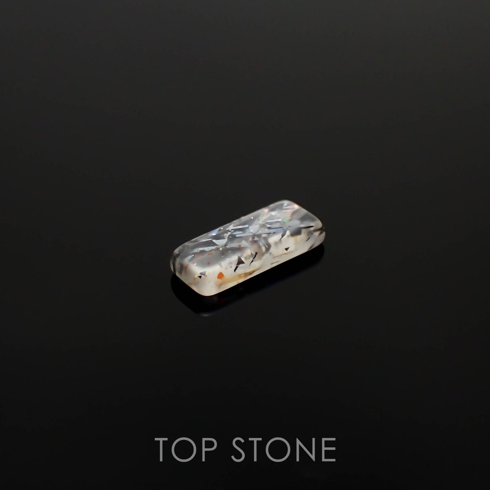 レインボーラティスサンストーン オーストラリア産 0.66ct[230220750]9.1x3.4mm前後