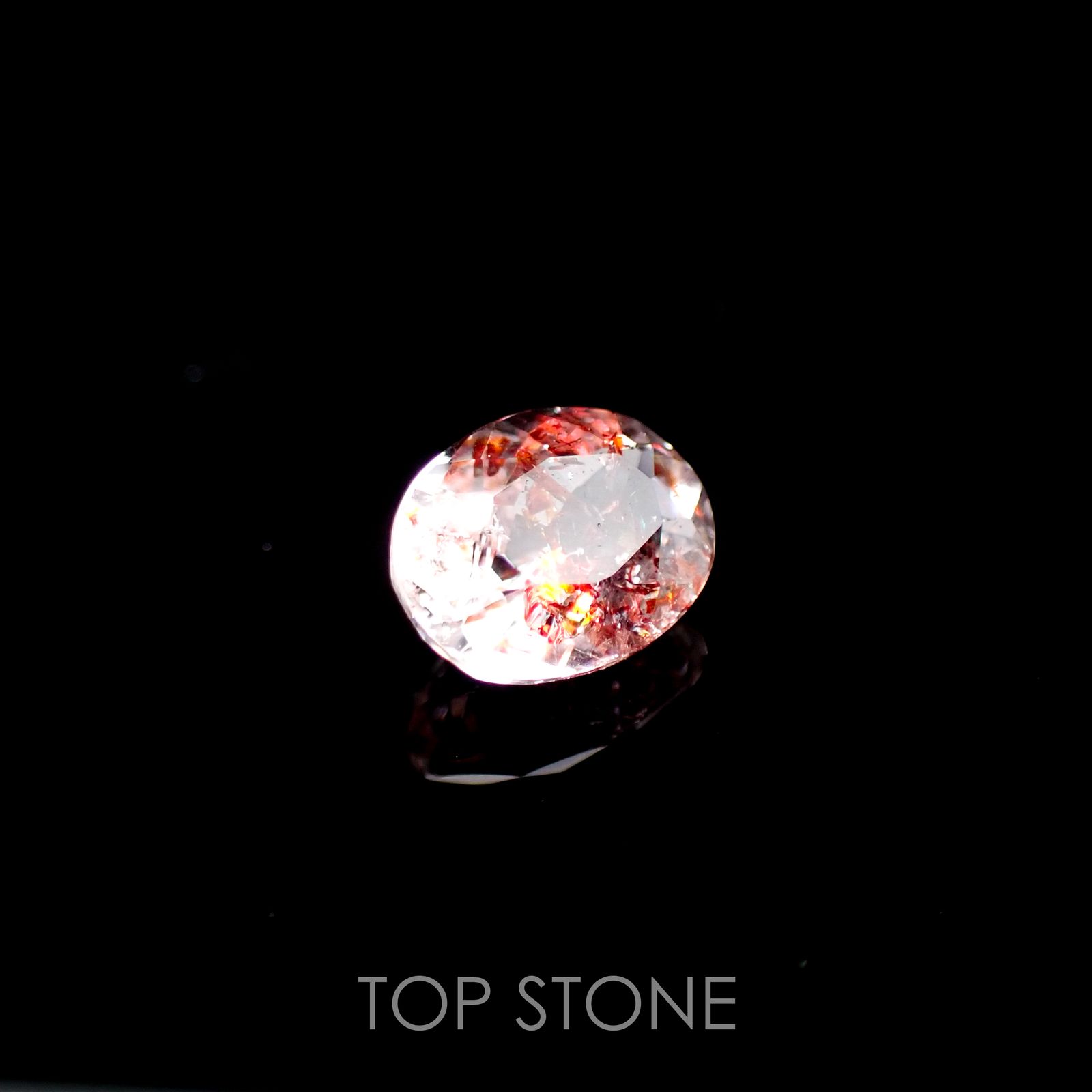ファイヤークォーツ ナイジェリア産 ルース 0.99ct[210510706]7.4×5.8mm前後