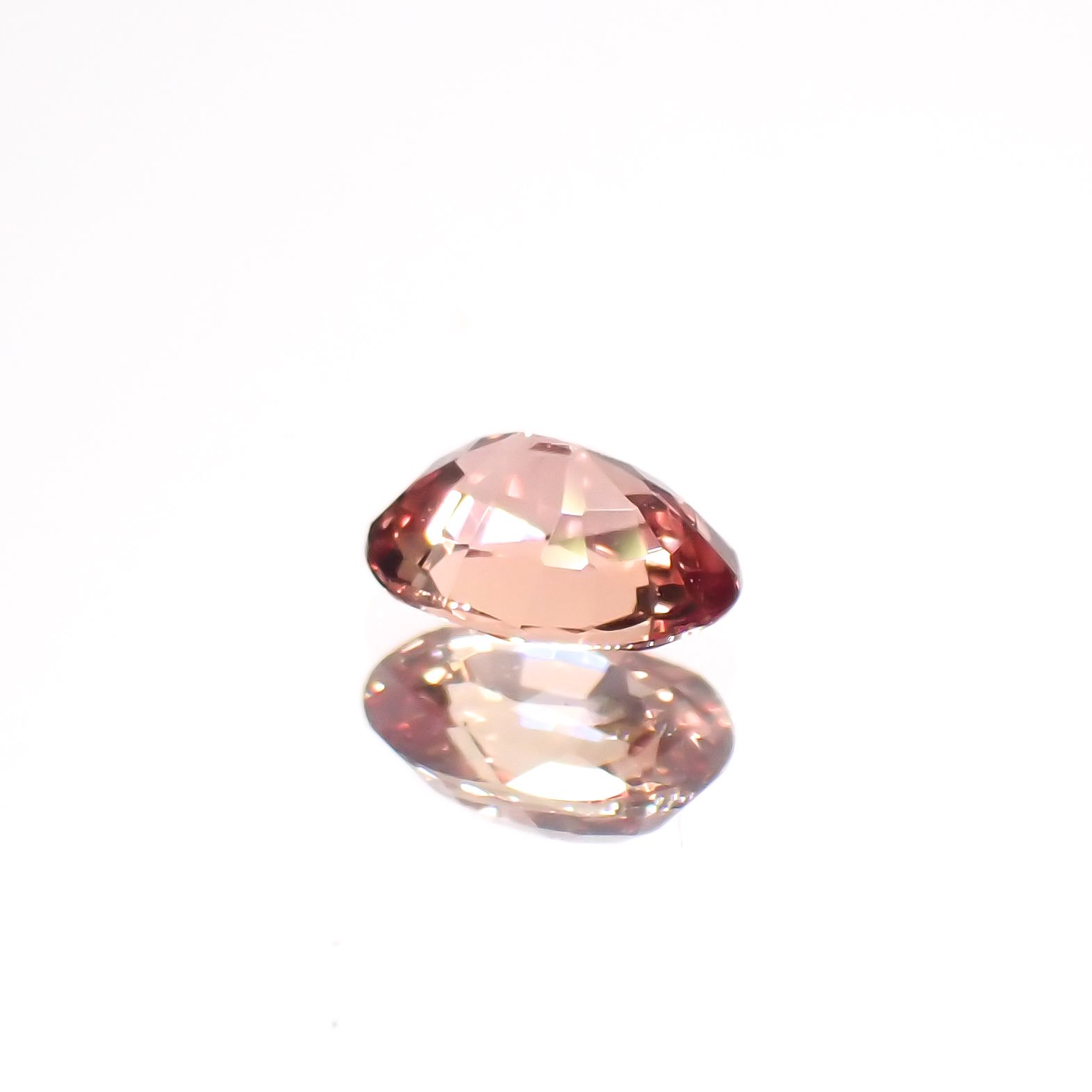 パパラチャサファイア 非加熱(宝石名サファイア/別名パパラチャ・サファイア)スリランカ産 0.22ct GIA鑑付[230521938]4.15x3.2mm前後