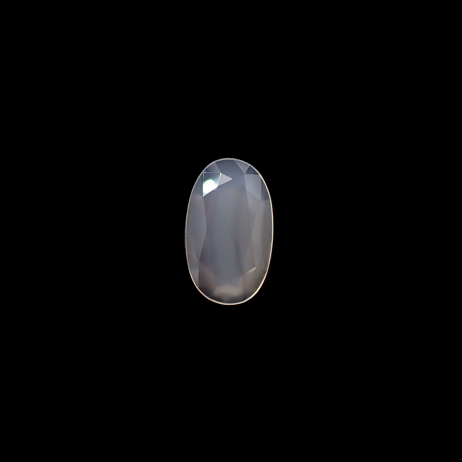アイリスカルセドニー ブラジル・ミナスジェライス州産 5.58ct[240527814]19.4x11.5mm前後