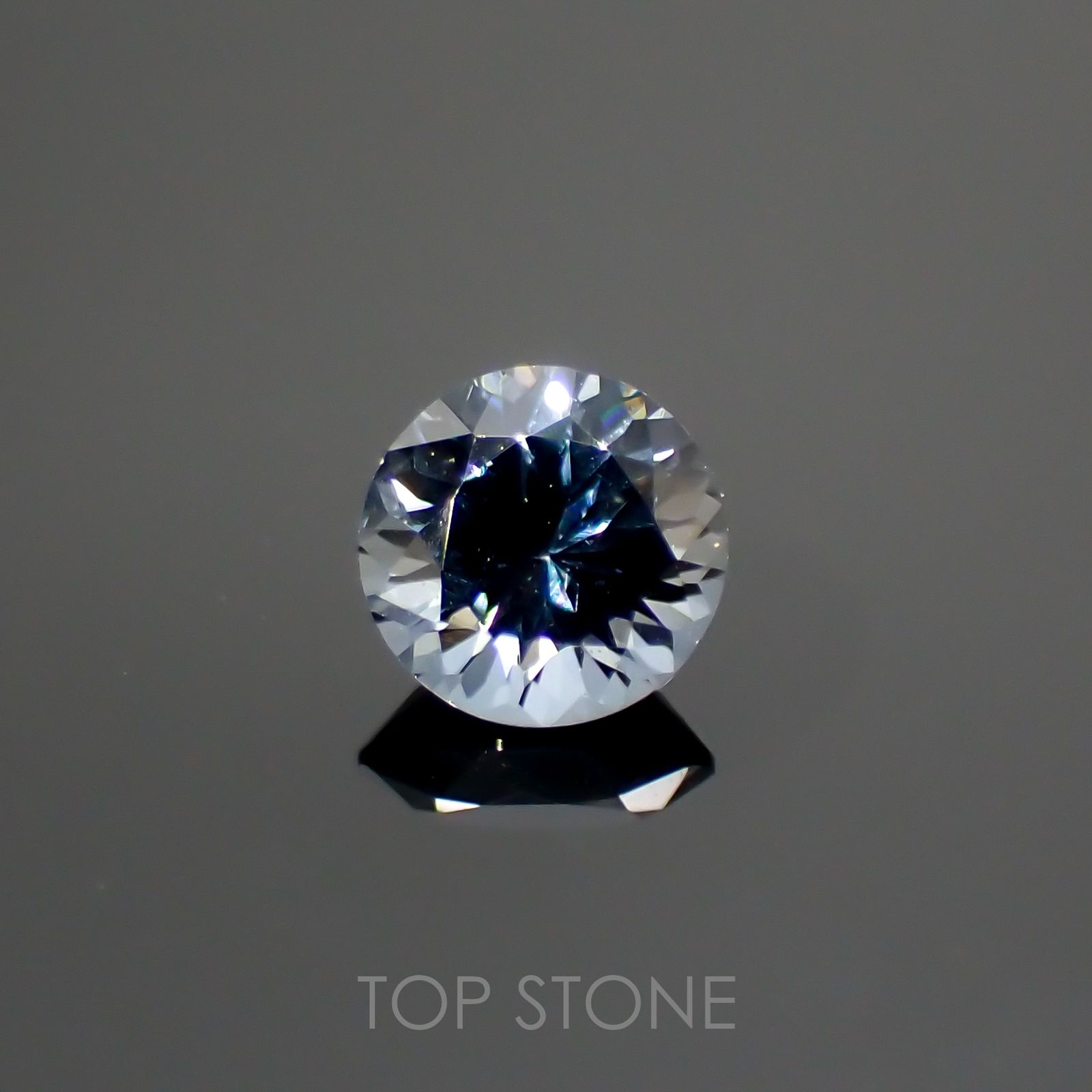 グレイッシュブルースピネル ビルマ産 ルース 0.39ct[210913144]4.4×4.4mm前後