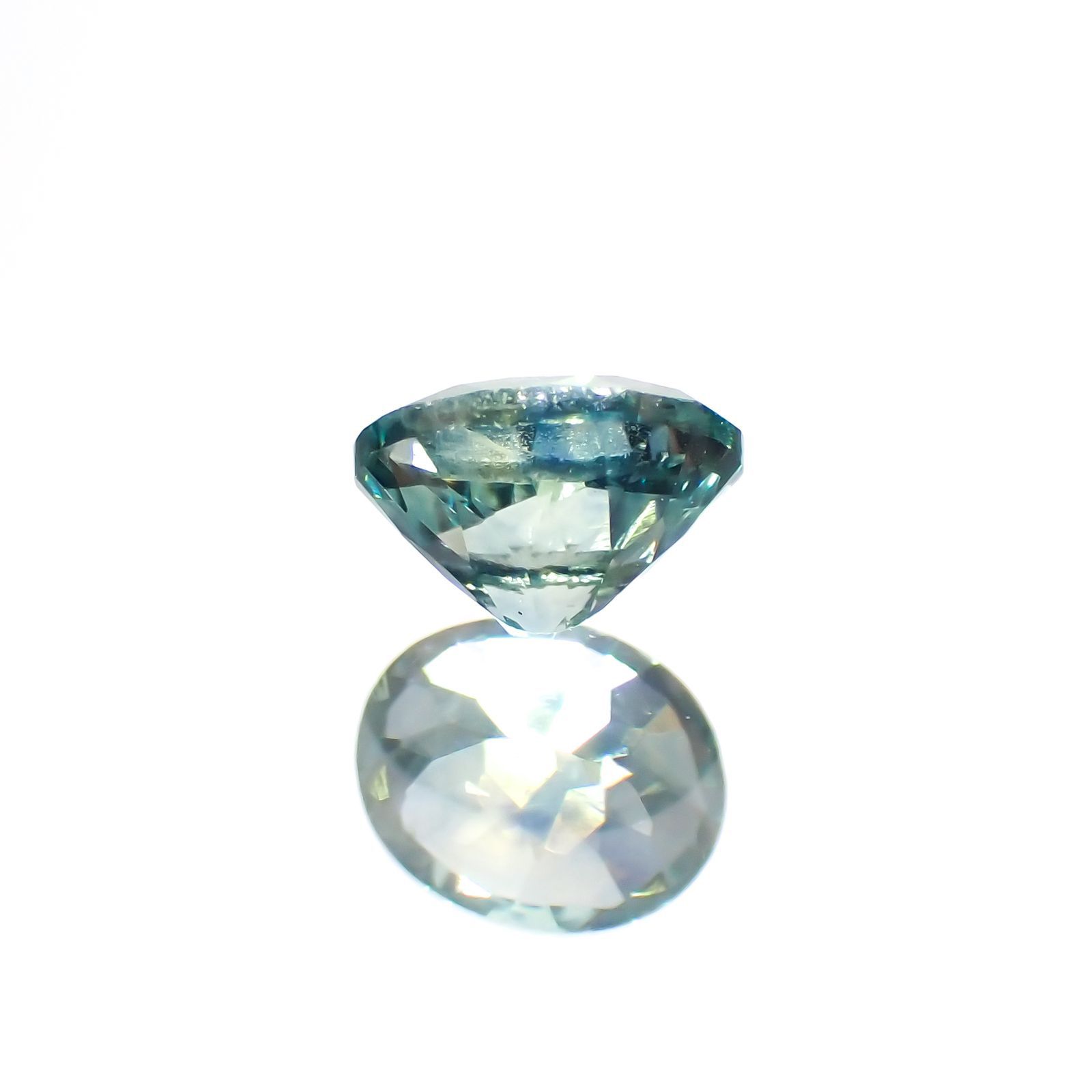 モンタナサファイア(宝石名サファイア)アメリカ・モンタナ州産 0.50ct 識別済[220114015]5.1x4mm前後