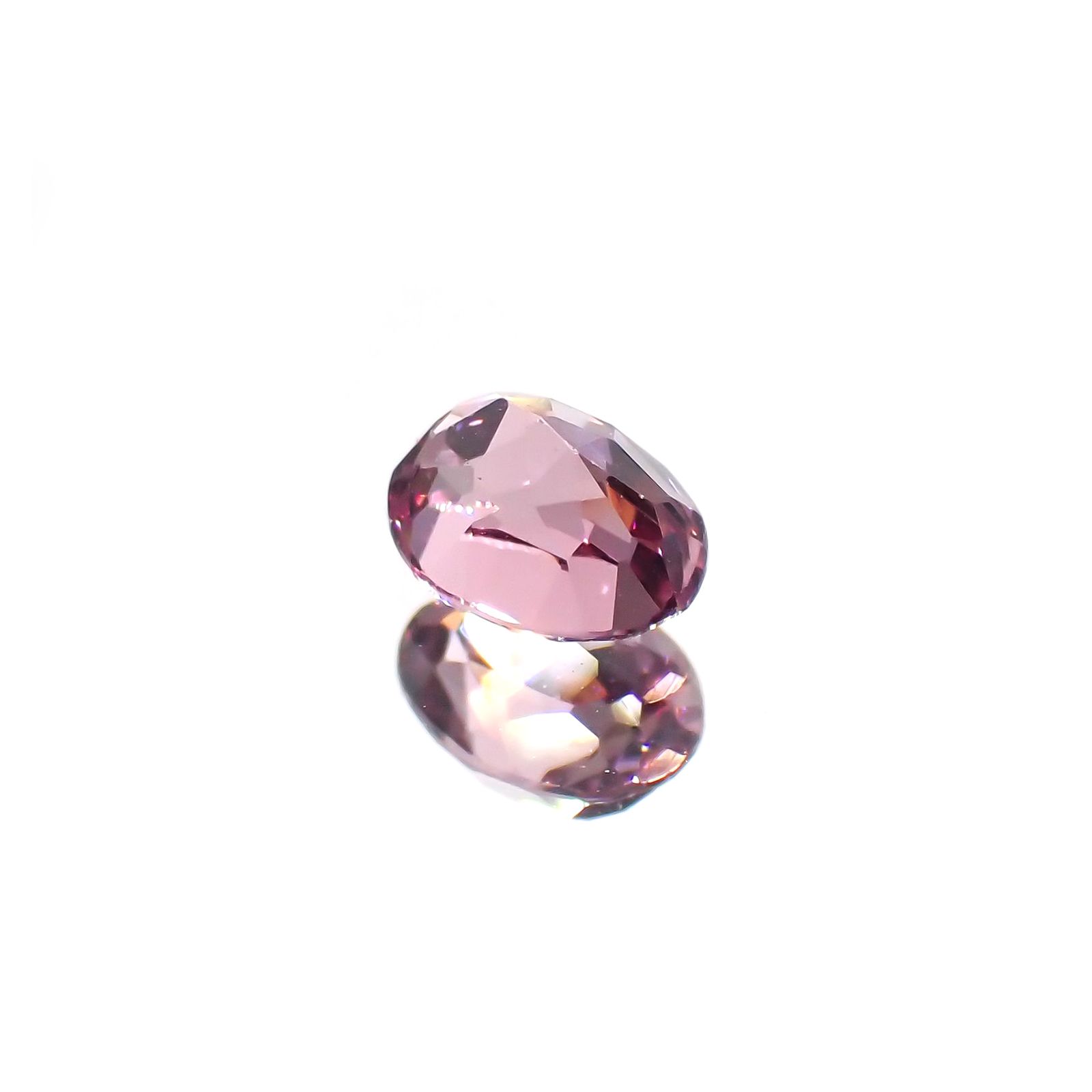 カラーシフトマラヤガーネット(宝石名ガーネット)タンザニア産 0.77ct 識別済[220115019]5.9x4.5mm前後
