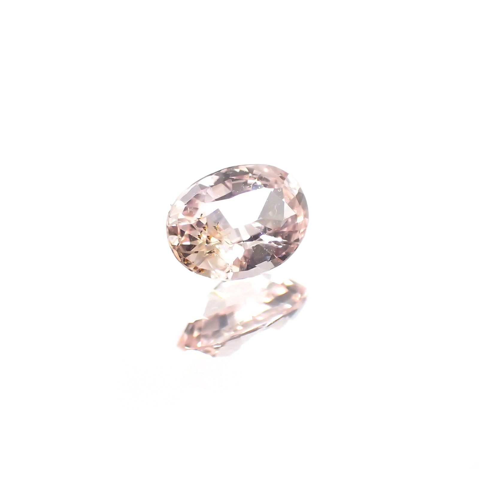 ピンクサファイア(宝石名ピンク・サファイア) マダガスカル/スリランカ産 識別済 0.35ct / 4.9x3.6mm前後 [210712552]