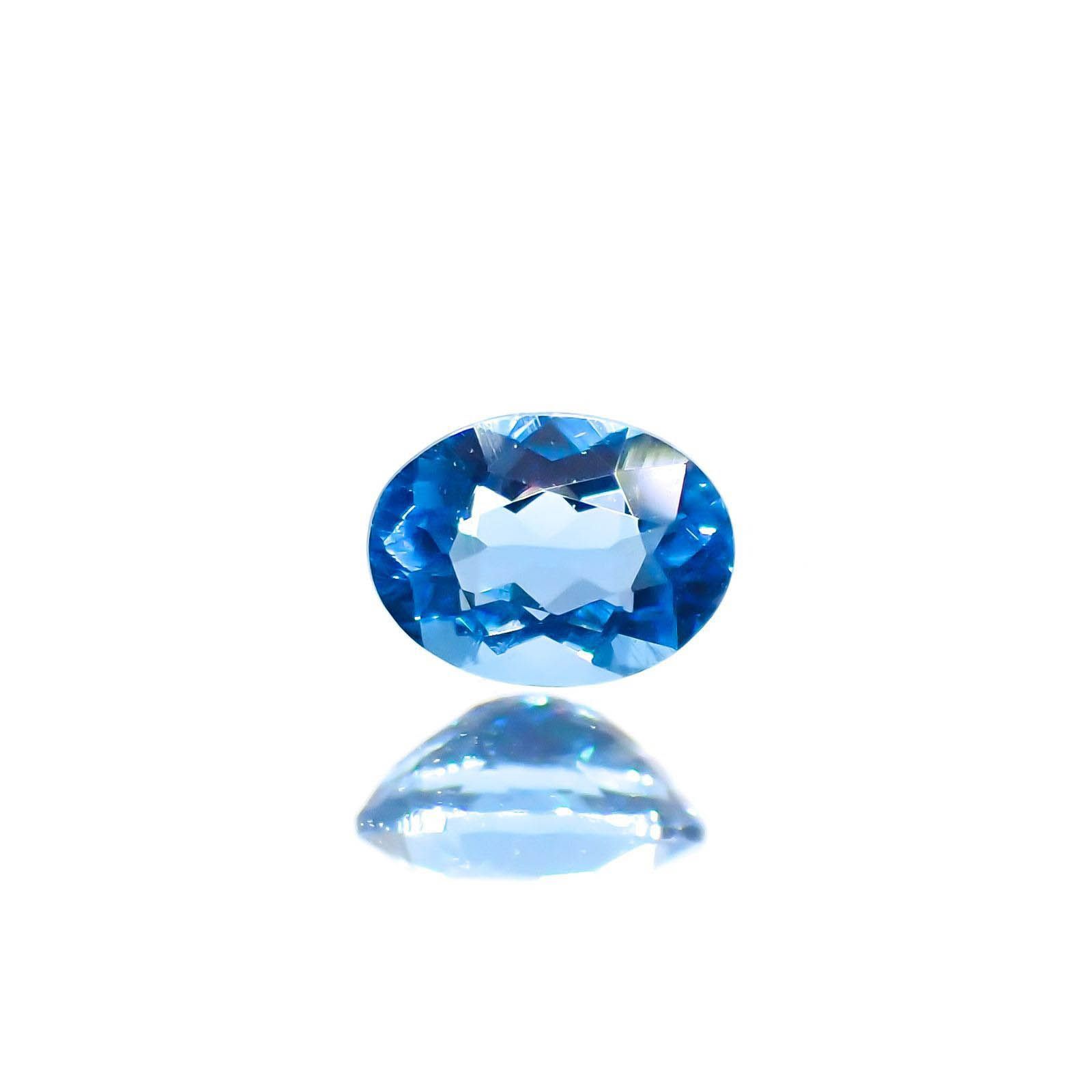 アウイナイト フルオレッセンス(宝石名アウイナイト)ドイツ産 0.12ct 識別済[250115289]3.8x2.8mm前後