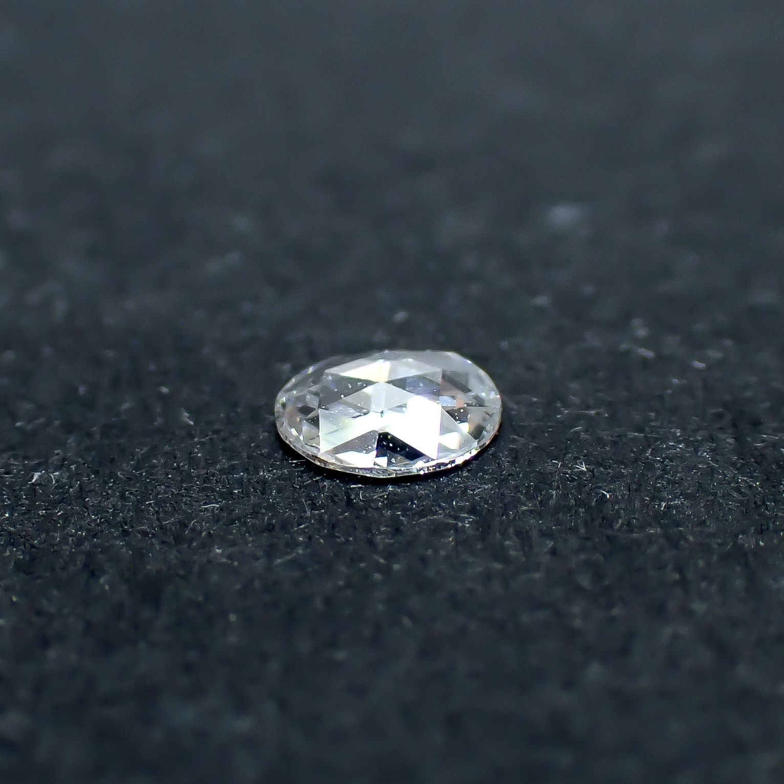 ◇ローズカット◇ダイヤモンド SI-VS | D-G 南アフリカ産 0.053ct / 3x3mm前後 [260932909]